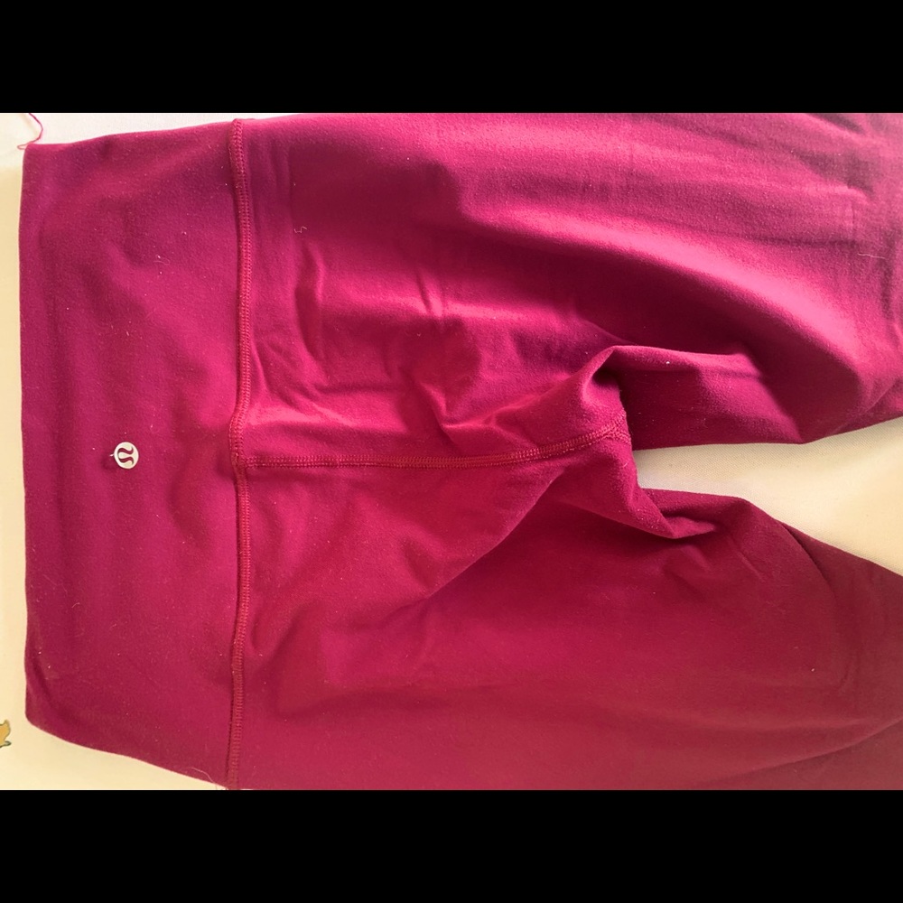 Lululemon leggings 23’